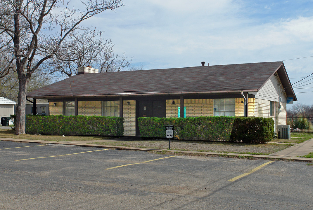 Little Texas MHC in Austin, TX - Building Photo