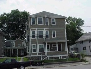 45 Lupine St in Pawtucket, RI - Building Photo - Building Photo