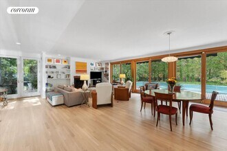 14 Foster Rd in Quogue, NY - Building Photo - Building Photo