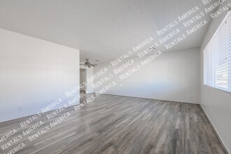 1123 W 9th St in Tempe, AZ - Foto de edificio - Building Photo