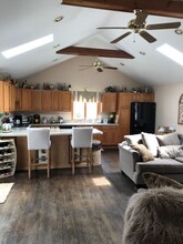 95 S Ward Ave in Rumson, NJ - Building Photo - Building Photo