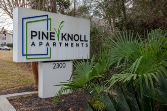 Pine Knoll in Milledgeville, GA - Building Photo - Building Photo