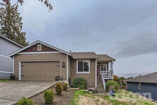 6820 Bovee Ln in Arlington, WA - Building Photo