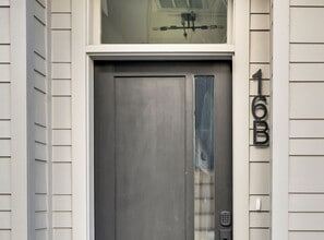 16 Willis St in Nashville, TN - Foto de edificio - Building Photo