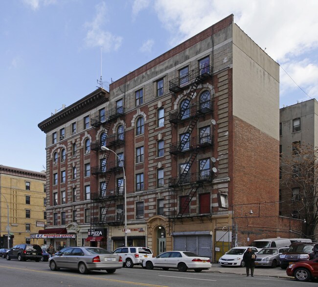 2129-2133 Amsterdam Ave in New York, NY - Building Photo - Building Photo