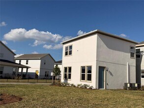 10185 SODDY Aly in Orlando, FL - Building Photo - Building Photo