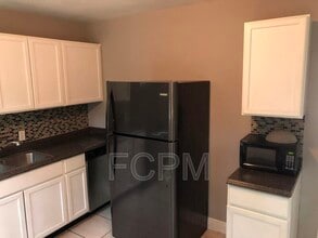 6710 Helston Ct in Jacksonville, FL - Building Photo - Building Photo