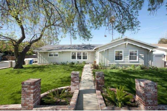 9601 Comanche Ave in Los Angeles, CA - Building Photo