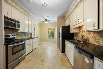 727 Bunker Hill Rd in Houston, TX - Building Photo - Building Photo