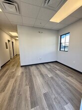 8821 Business Park Dr in Ft. Myers, FL - Building Photo - Building Photo