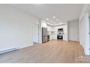 14778-14106 106 Ave in Surrey, BC - Building Photo - Building Photo