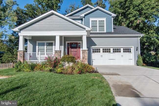 property at 3209 Gary Ct