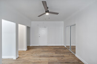 247 Alexandria in Los Angeles, CA - Building Photo - Interior Photo