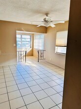 2060 NW 81st Ave in Pembroke Pines, FL - Building Photo - Building Photo