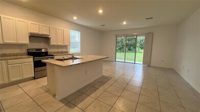 350 Feltrim Reserve Blvd in Davenport, FL - Building Photo - Building Photo