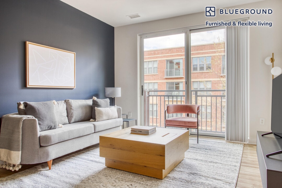 360 H St NW in Washington, DC - Foto de edificio