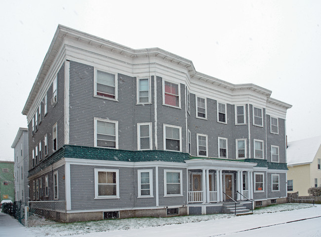 285 Lake Ave in Manchester, NH - Foto de edificio - Building Photo