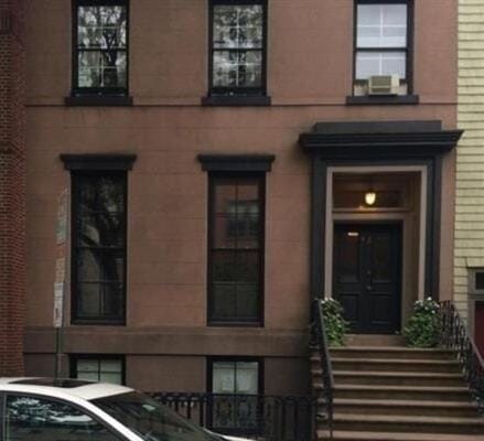 property at 43 MERCER St