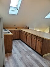 216 N 4th Ave, Unit 3 in Mechanicville, NY - Building Photo - Building Photo