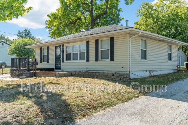 property at 3661 High Dr