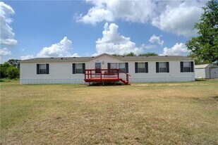 12541 Meadow Green Ln in Justin, TX - Building Photo