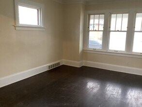 5550 N 35th St in Milwaukee, WI - Building Photo - Building Photo