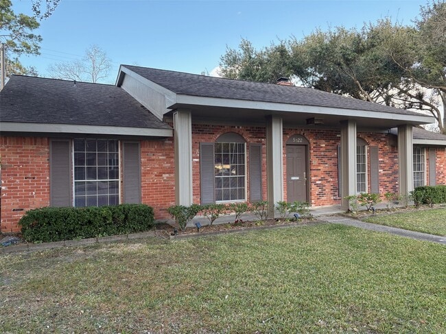 5822 Yarwell Dr in Houston, TX - Building Photo - Building Photo