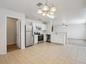 4933 Parkrise Dr in Fort Worth, TX - Building Photo - Building Photo