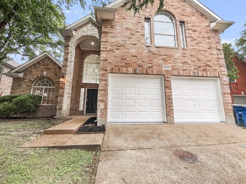 9032 Rock Valley Cv in Dallas, TX - Building Photo