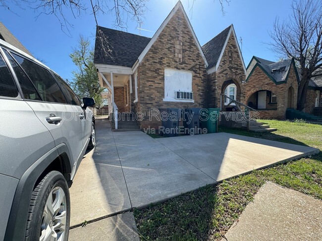 property at 2820 NW 23rd St