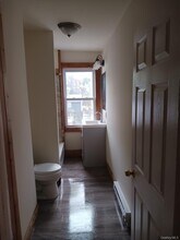 24 Franklindale Ave-Unit -2NDFL in Wappingers Falls, NY - Building Photo - Building Photo