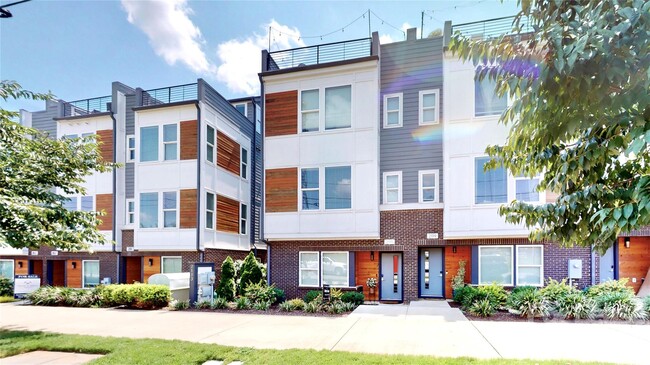 property at 2115 Isom St
