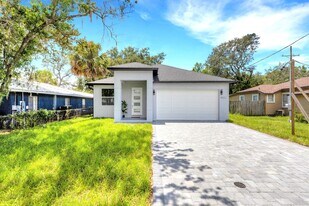8522 N Blvd in Tampa, FL - Building Photo