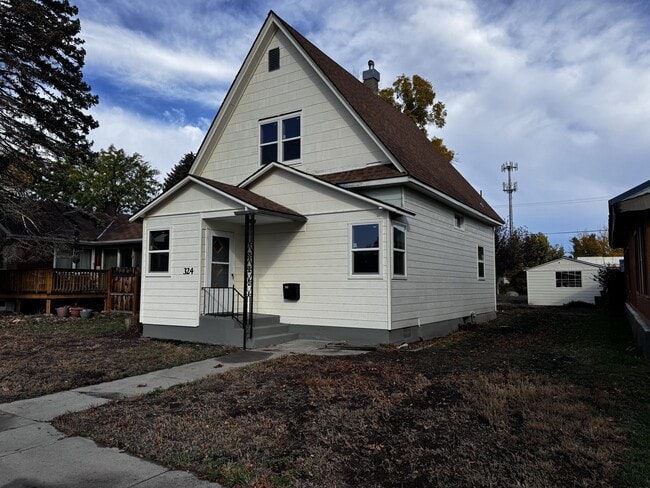 property at 324 1st Ave S