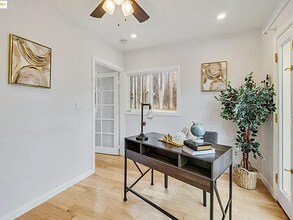 1431 Sunset Loop in Lafayette, CA - Building Photo - Building Photo