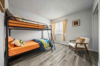 Peoria Grand Apartments in Peoria, AZ - Foto de edificio - Building Photo