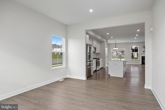 2 Rosemary Wy in Mount Laurel, NJ - Building Photo - Building Photo