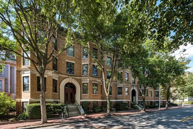 property at 31 Linnaean St