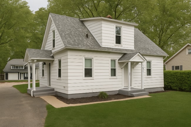 property at 2510 Lakeshore Dr