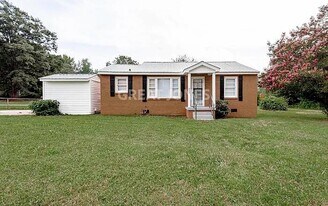 409 Emma St in Anderson, SC - Building Photo