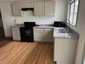 4322 Madden Ln in Houston, TX - Building Photo