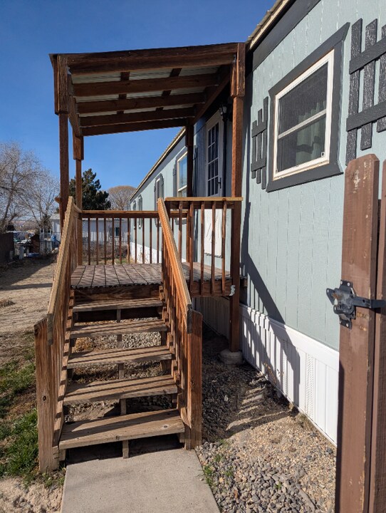 429 1/2 Morning Dove Dr in Grand Junction, CO - Foto de edificio