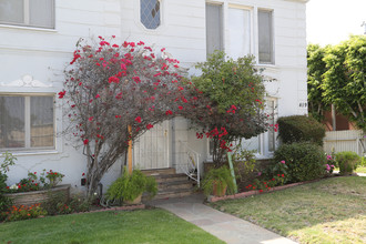 417-419 N Doheny Dr in Beverly Hills, CA - Building Photo - Building Photo