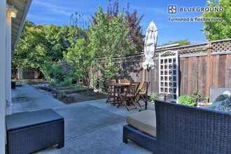 277 Willow Rd in Menlo Park, CA - Building Photo - Building Photo