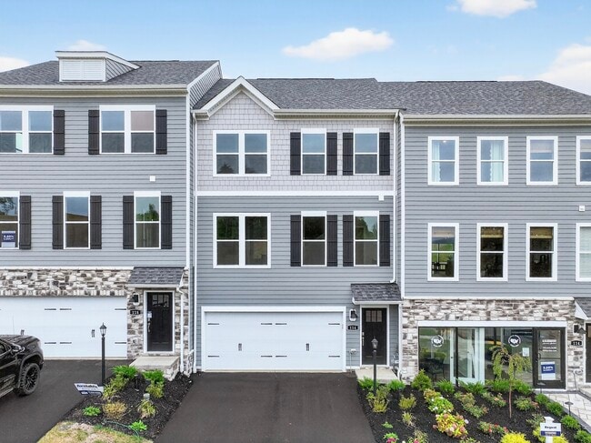 property at 116 River Ridge Dr