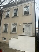 21 Tillinghast St, Unit 2 in Newark, NJ - Building Photo