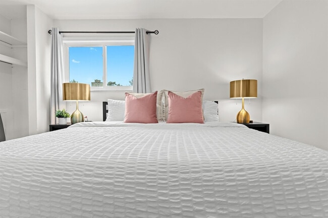 22 2nd St in Mount Clemens, MI - Foto de edificio - Building Photo