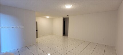 4621 SW 33rd Ave in Fort Lauderdale, FL - Building Photo - Building Photo