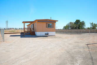 12520 Montana Ave in El Paso, TX - Building Photo - Building Photo