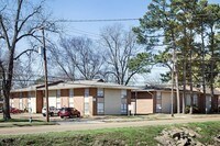 Primary Photo - Delta Pointe Apartments in Forrest City, Arkansas